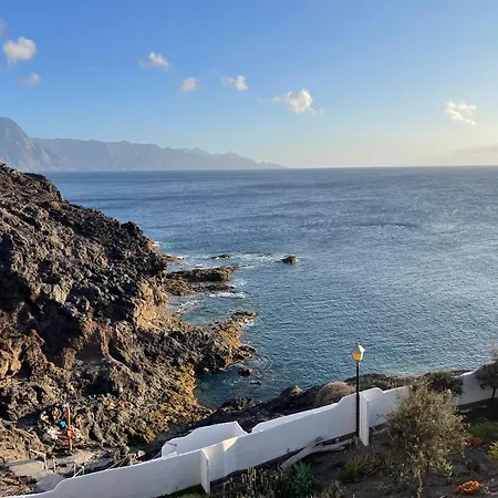 Cliffs Edge *